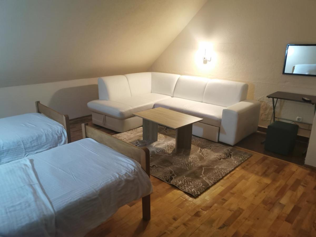 Hotel Gacka Otočac المظهر الخارجي الصورة